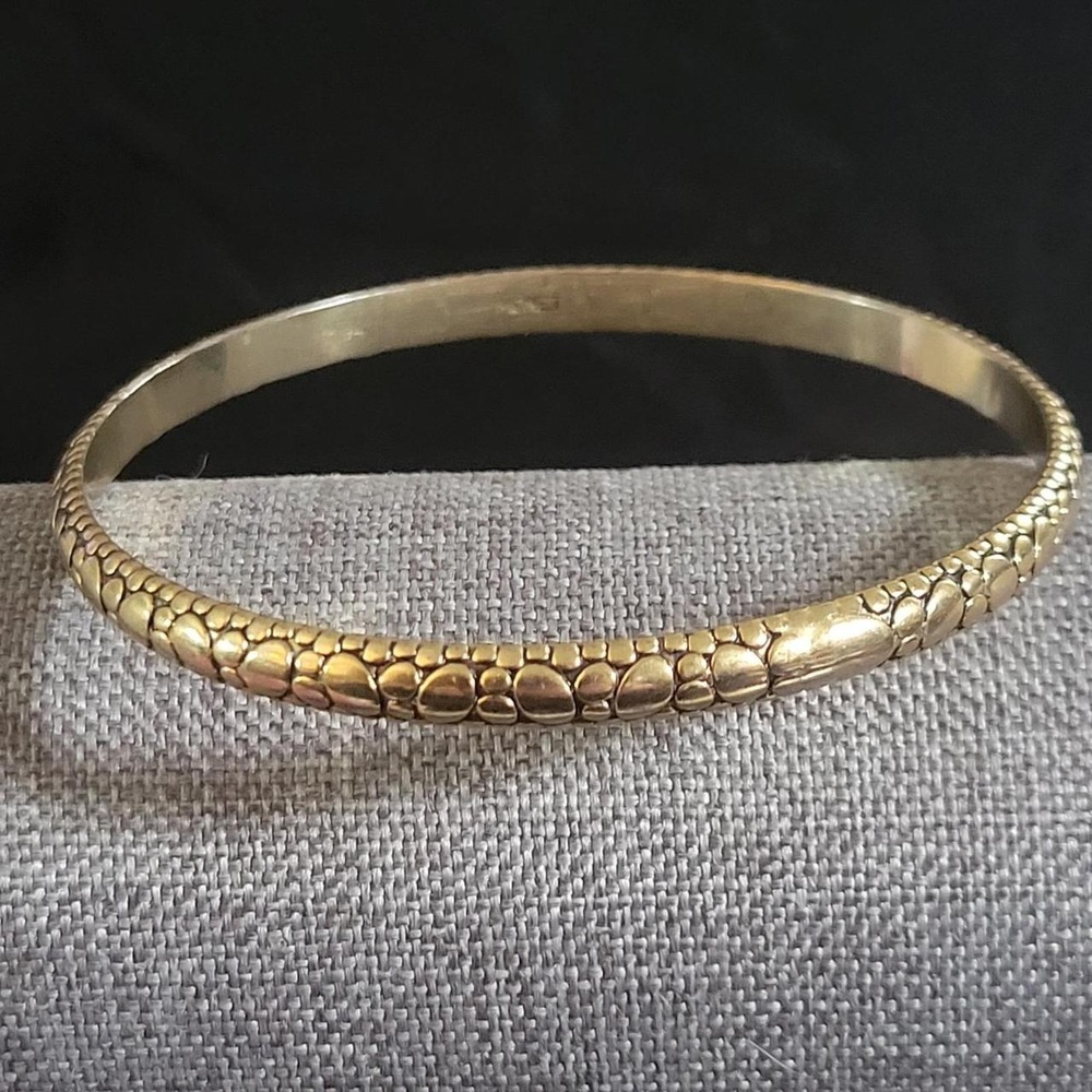 Monet Gold Tone Pebble‎ Textured Bangle Bracelet Size 8 Minimalist 90s